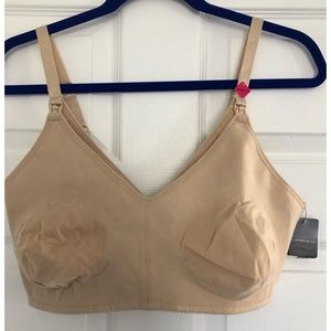 Q-T Intimates wire free nursing bra